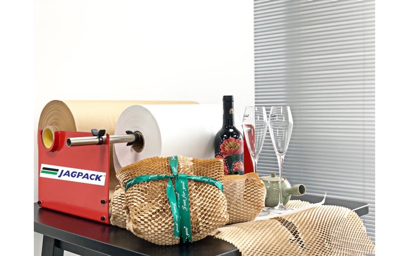 蘇州建技：蜂窩紙代替塑料類緩沖，提升客戶開箱體驗